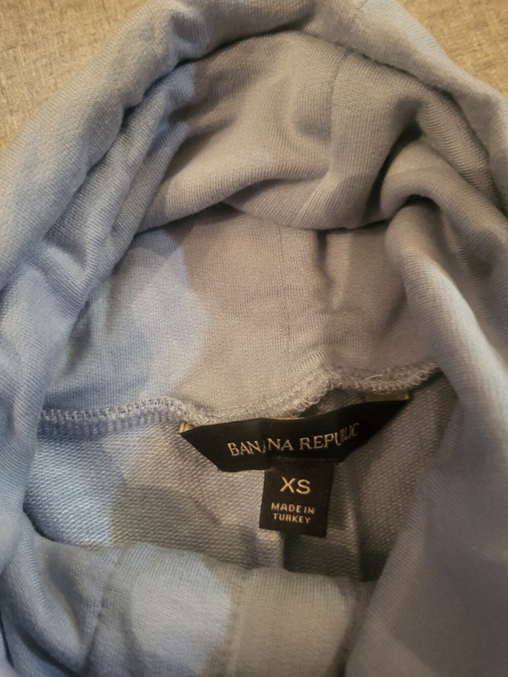 Banana Republic Turtleneck sweatshirt